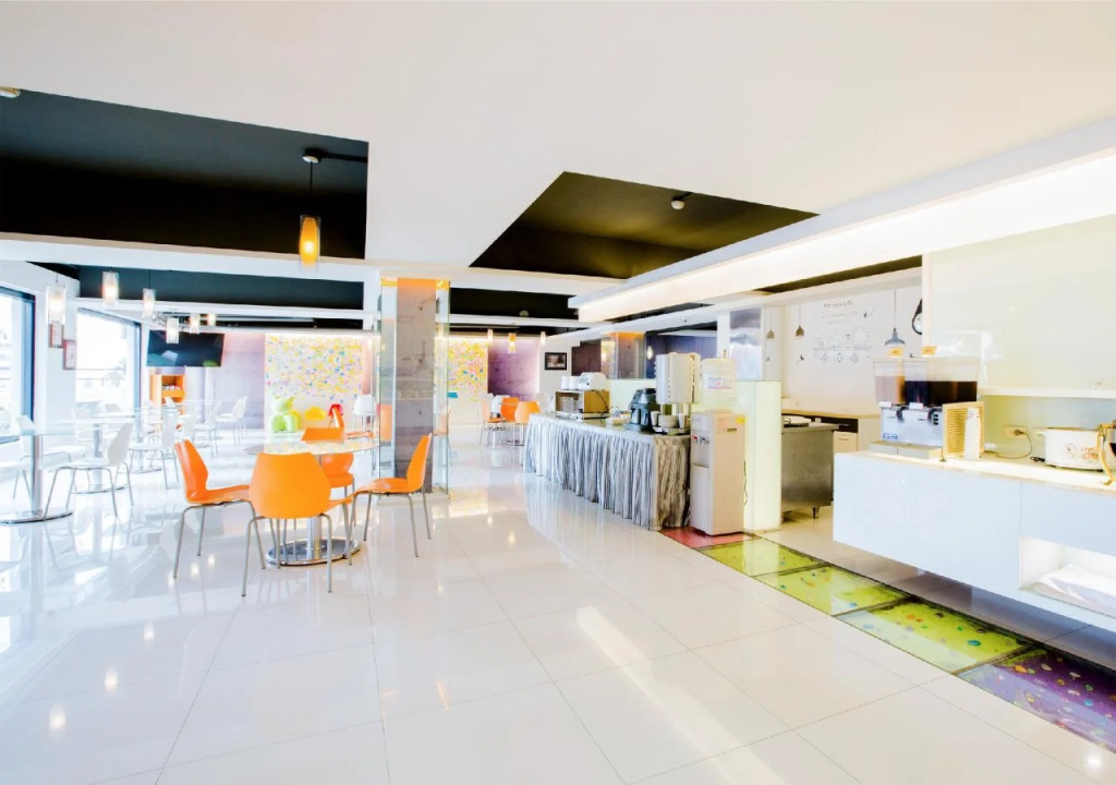 Hotel Purity