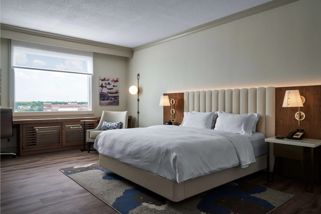 DoubleTree by Hilton Hotel Dallas - Love Field