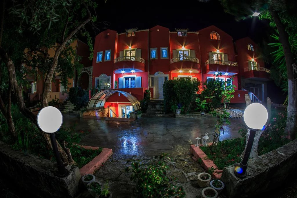 Spiros Family Apts