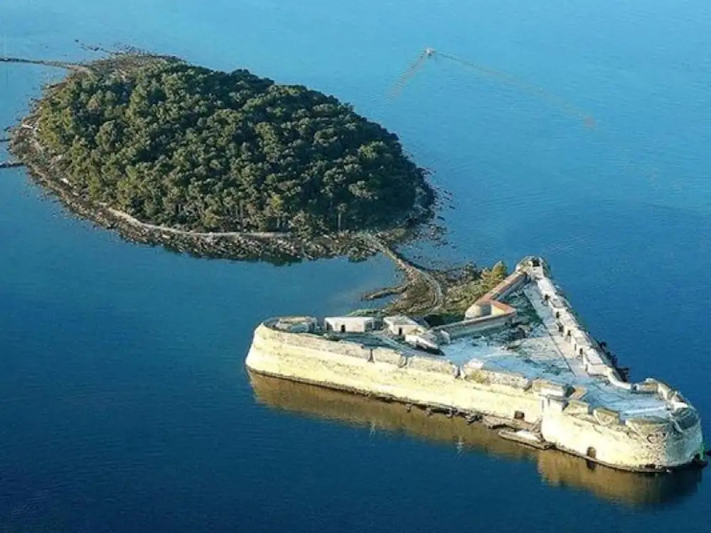 Apartment With one Bedroom in Šibenik, With Wonderful sea View, Furnished Balcony and Wifi - 500 m From the Beach