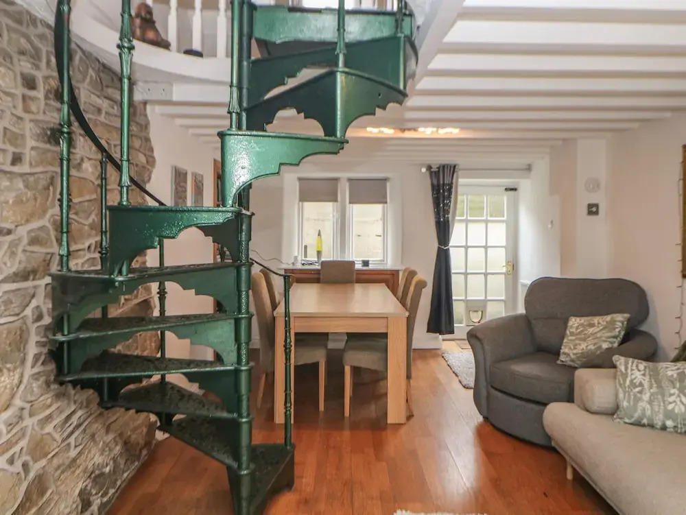 Bear Pit Cottage