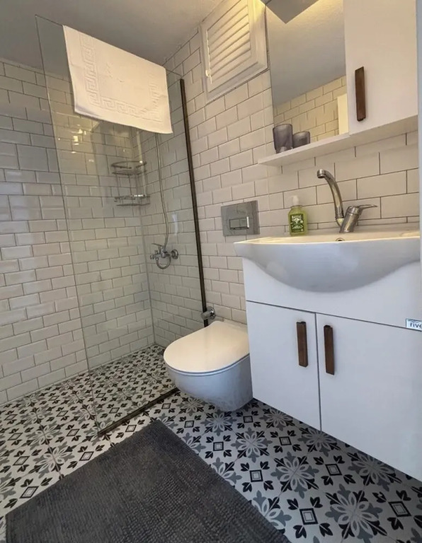 Idor Guest House