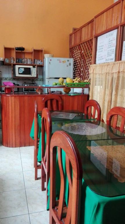 Hostal El Colibrí