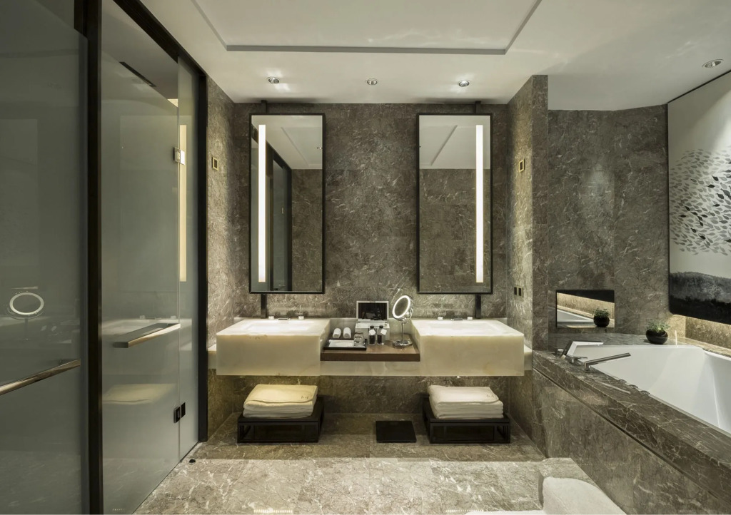 Hui Hotel