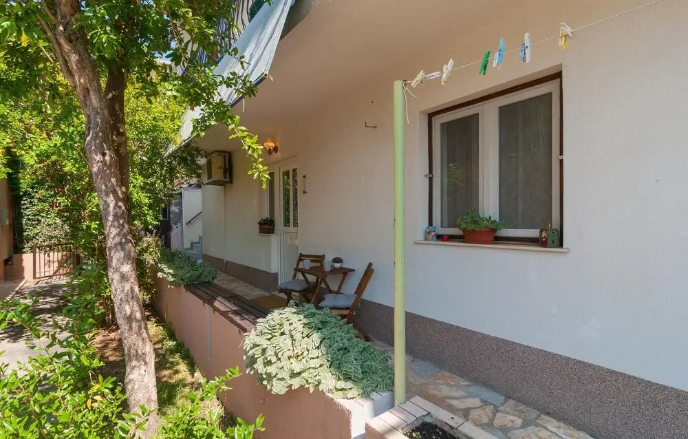 Stunning Apartment in Jesenice With 1 Bedrooms and Wifi