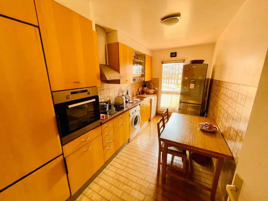 Marseille 8ème - T3, 4 couchages, terrasse - proche plage
