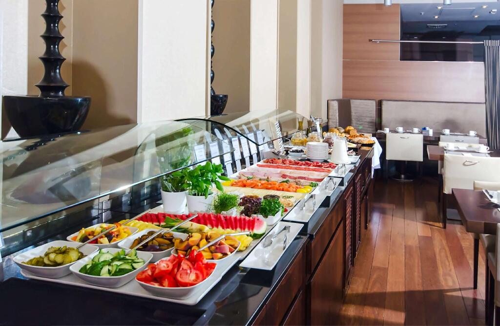 Hotel NH Poznan