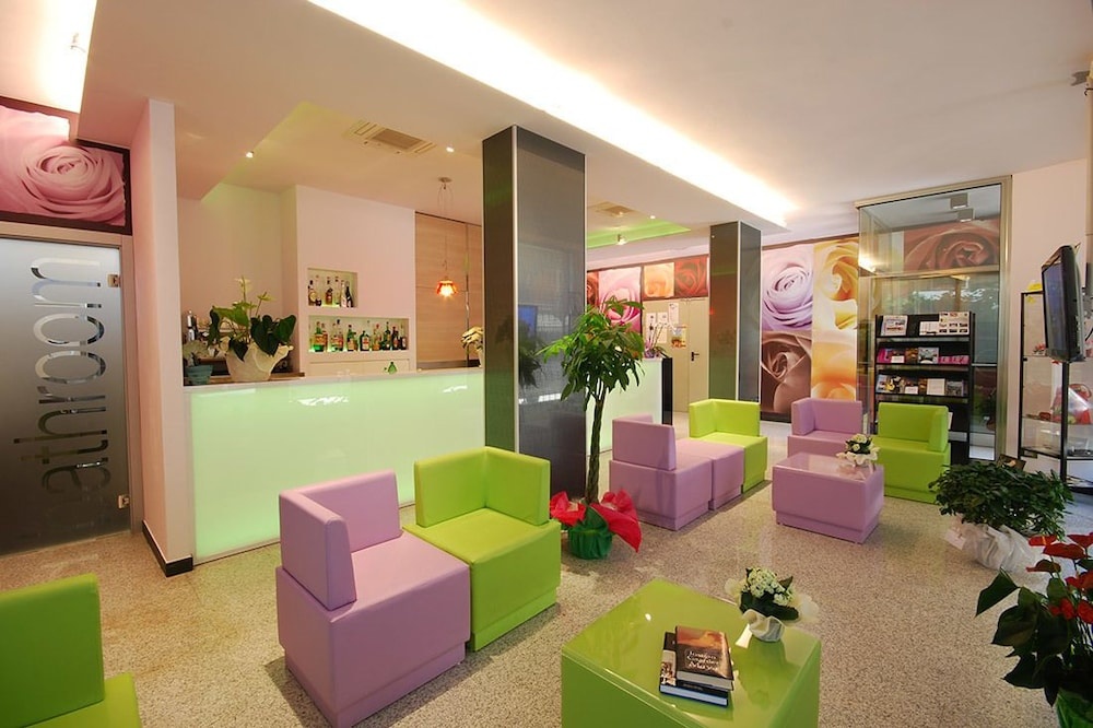 Hotel Clara