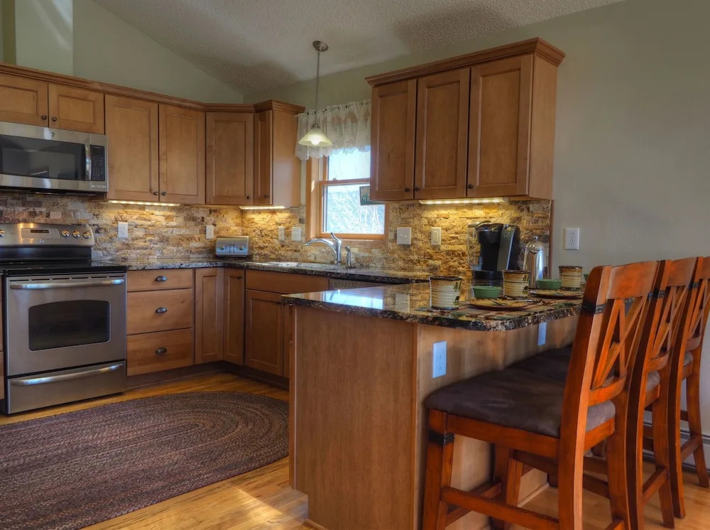 Lily Mountain Lodge - E.V.Reg #3498 - 4 Br Home