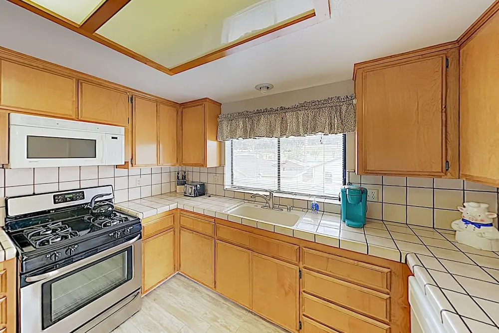 New Listing! Oceano Getaway - Walk to Beach! home