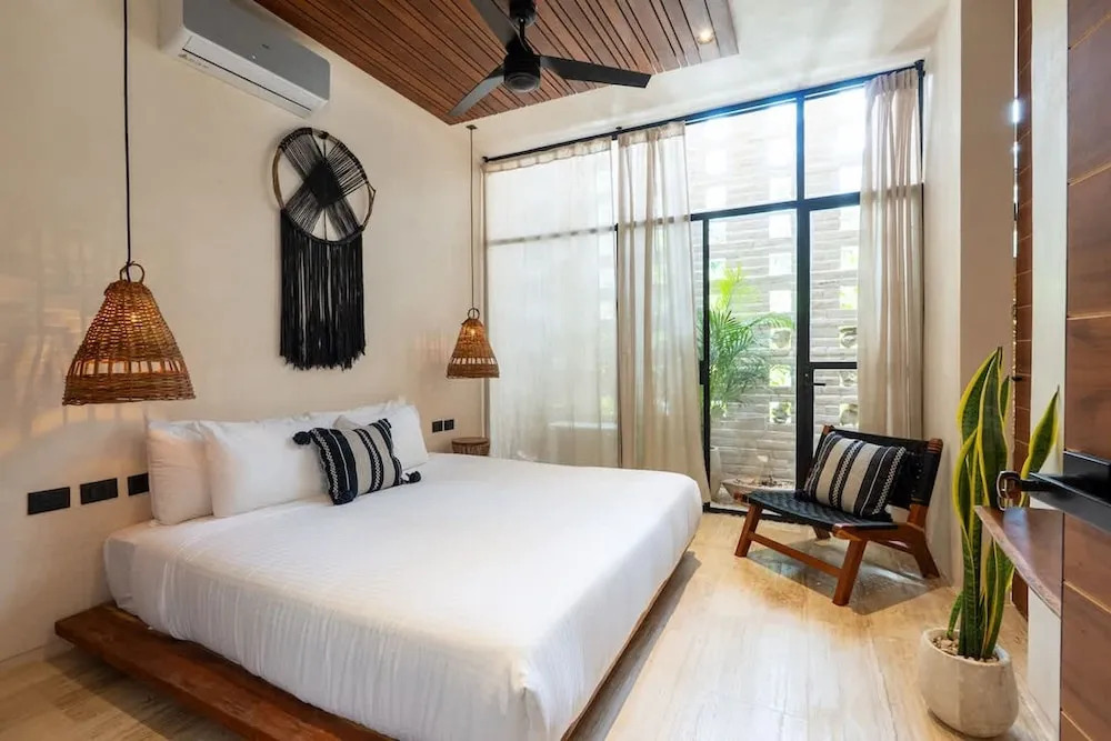 Bohemian 2BR Boutique Condo in Trendy La Veleta