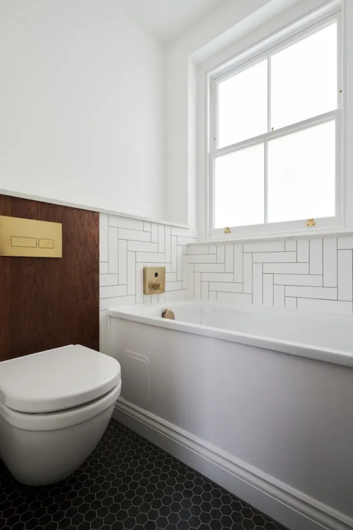 Sonder Kensington Town House