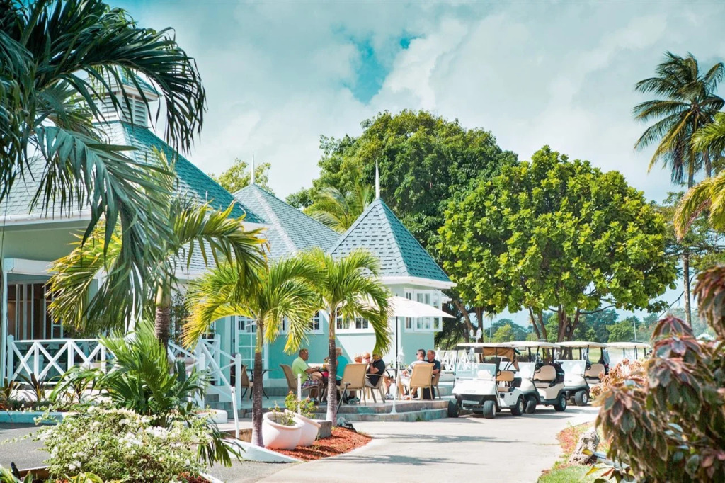 Magdalena Grand Beach & Golf Resort