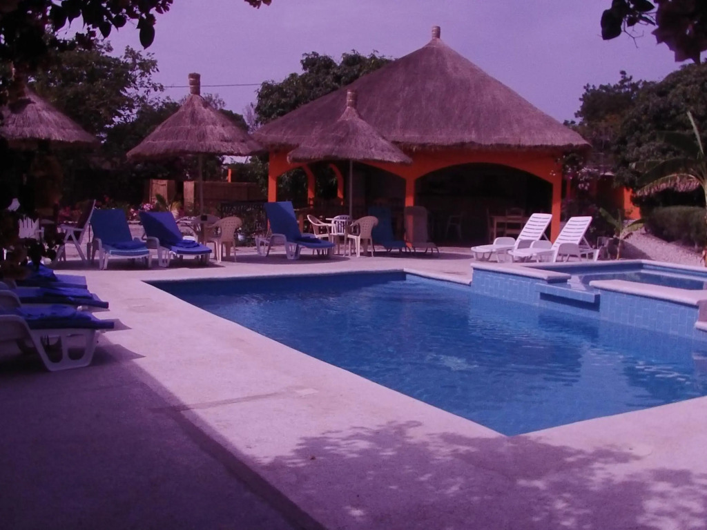 B & B Mariamacounda