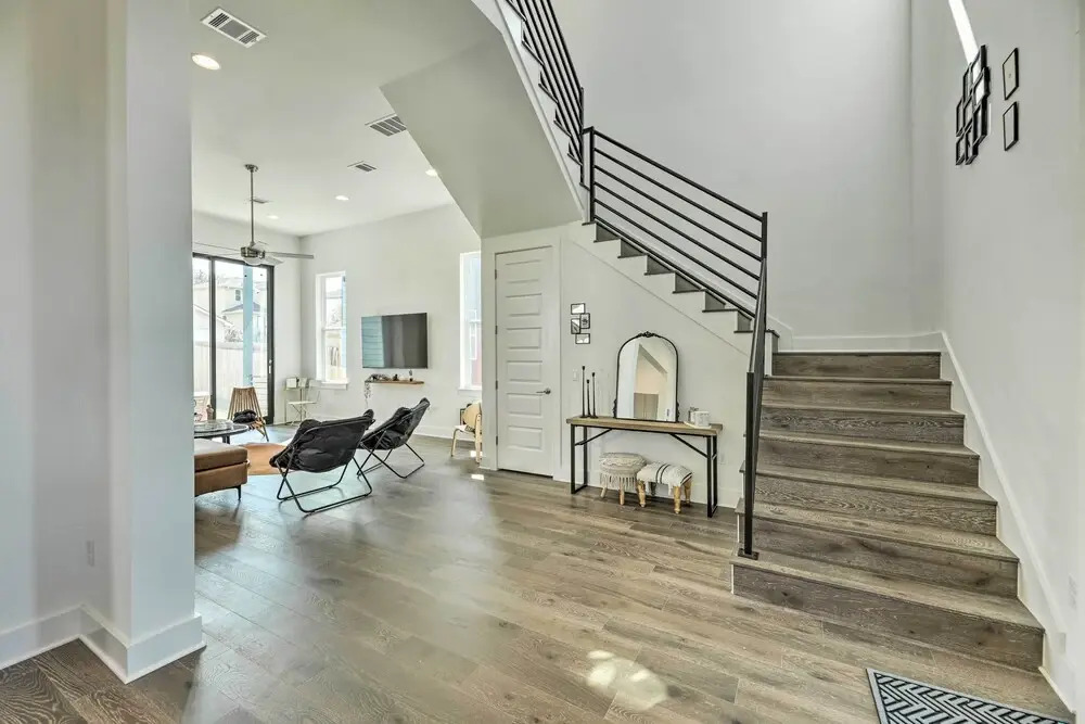 Luxurious & Spacious Austin Home ~ 8 Mi to Dtwn