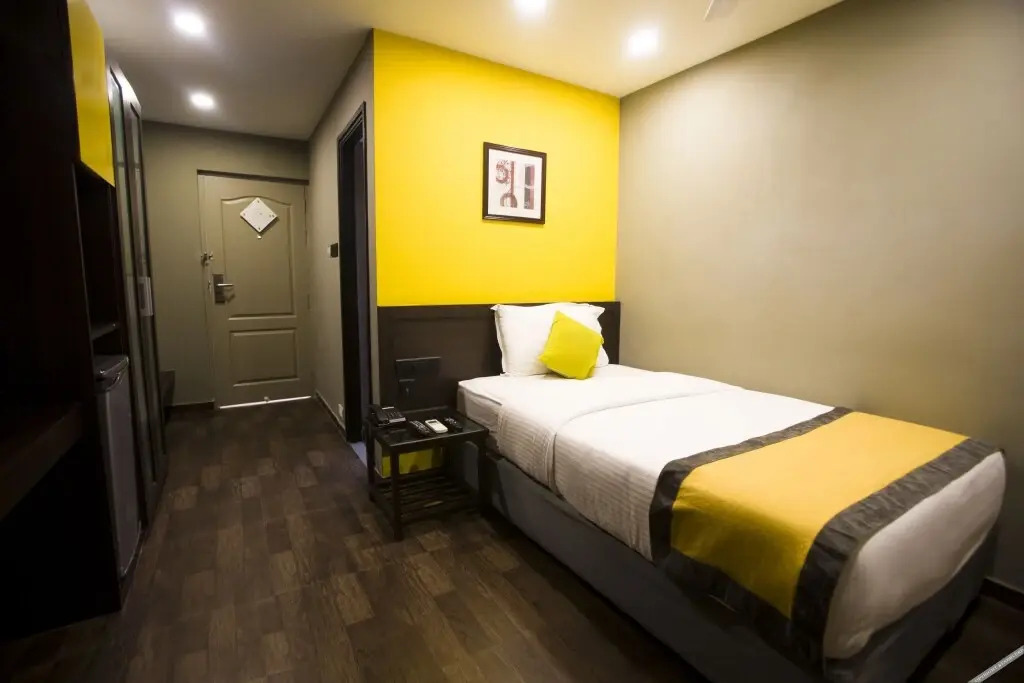 Hotel Dhans