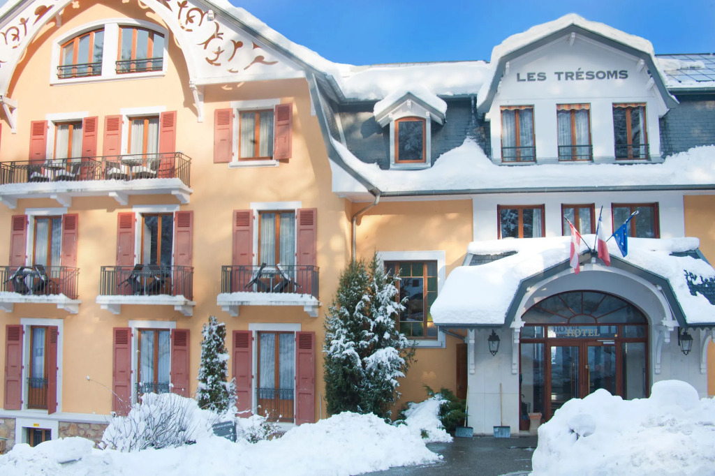 Les Trésoms Lake and Spa Resort