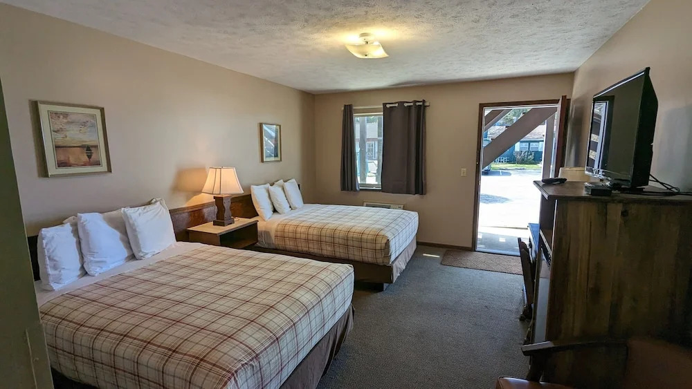 The Nova Motel