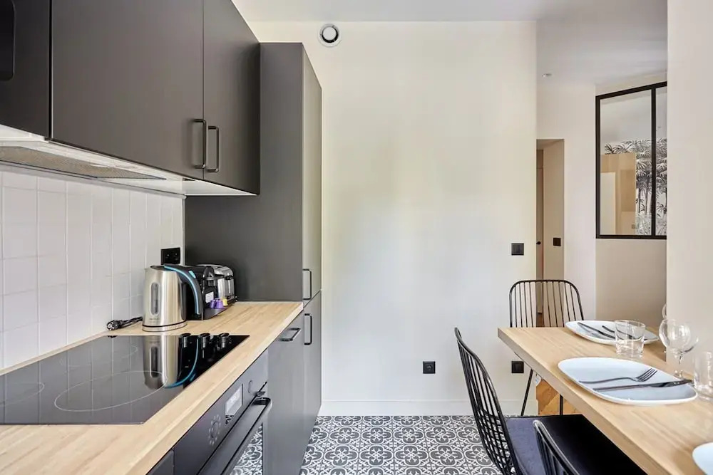 Superb Invalide Apartment Near Eiffel Tower