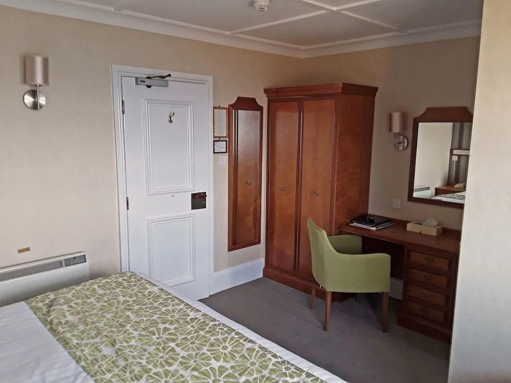 The Cottage Hotel