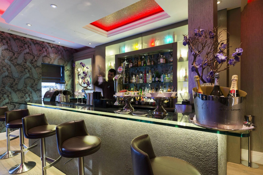 Hotel Xenia, Autograph Collection