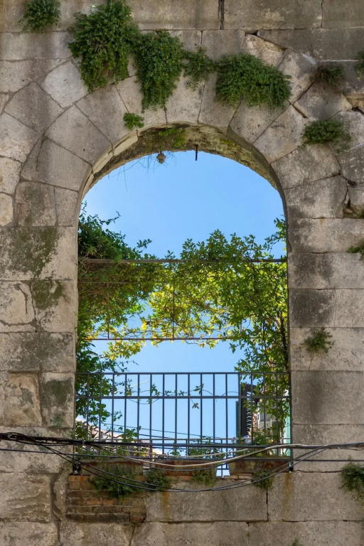 Staytosee - Diocletian's Rooms