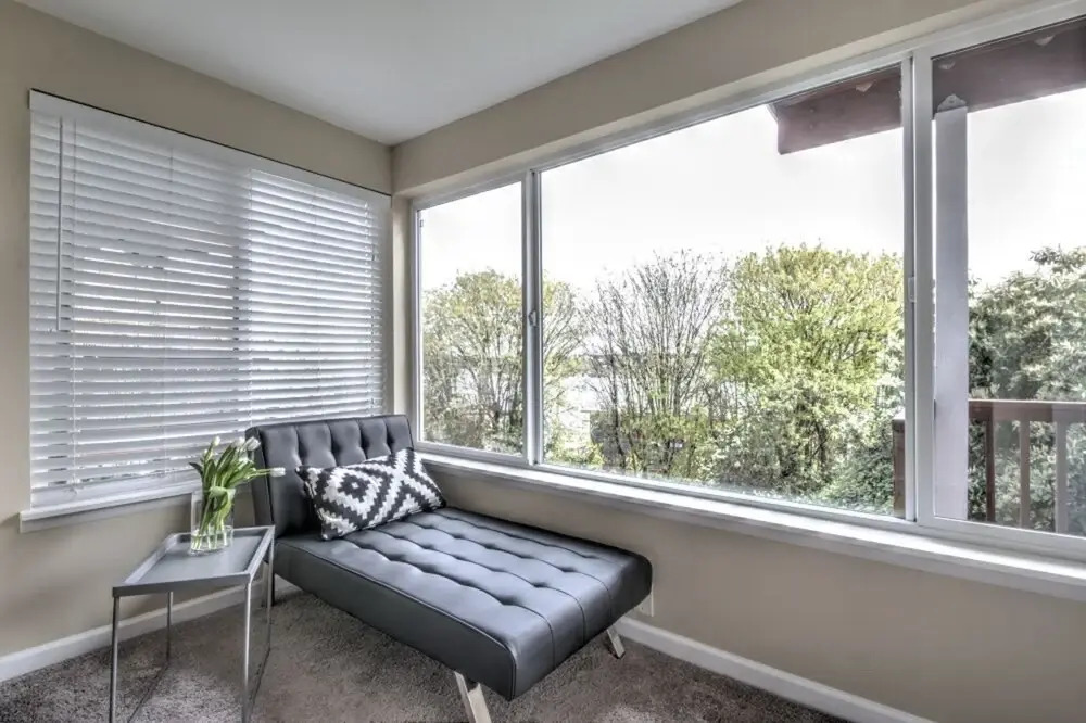 Renovated 2BR Lake View Condo