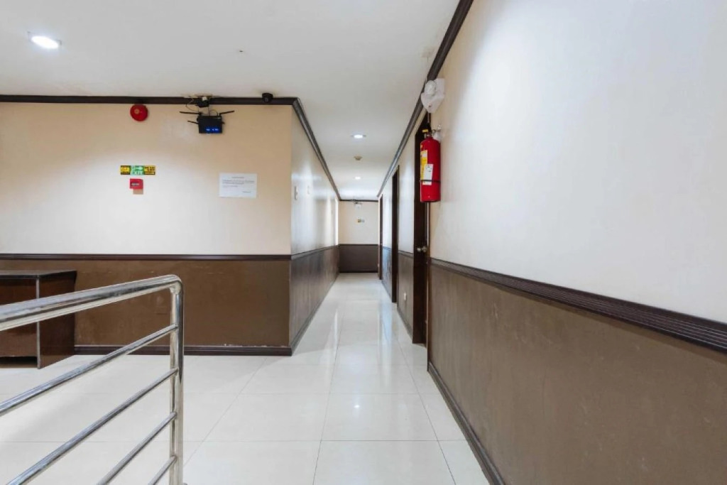 RedDoorz @ Bonifacio St Cebu