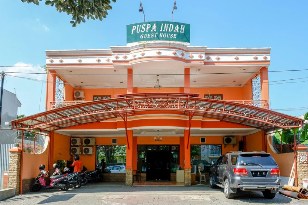 Puspa Indah Guesthouse RedPartner