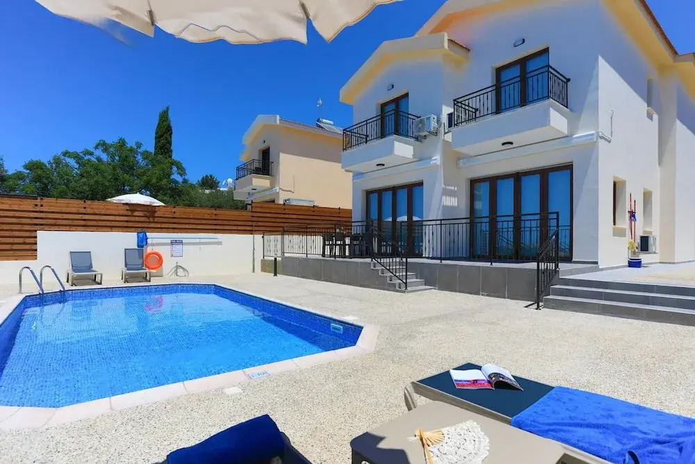 Villa Ernica