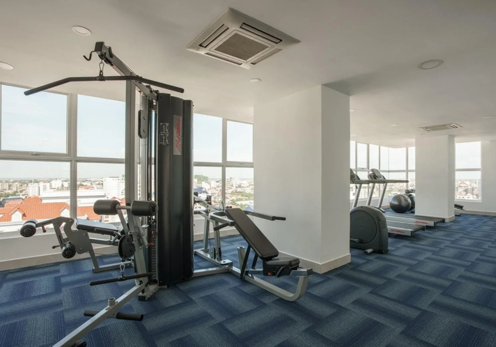 Queen Mansion Hotel & Stays