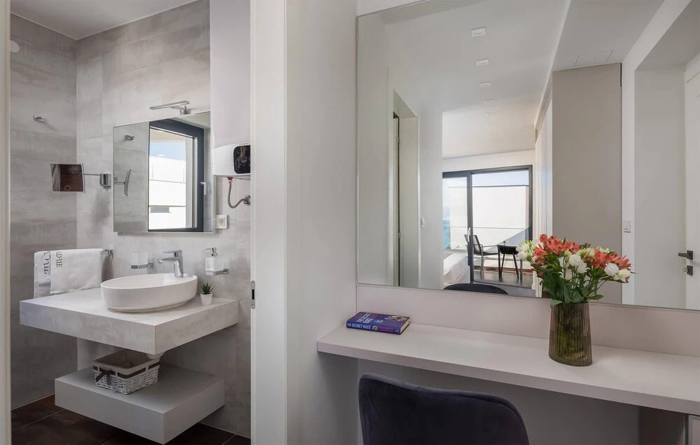 Lovely Apartment In Zidarici