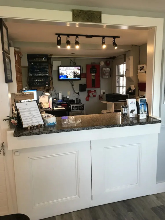 MV Surfside Hotel