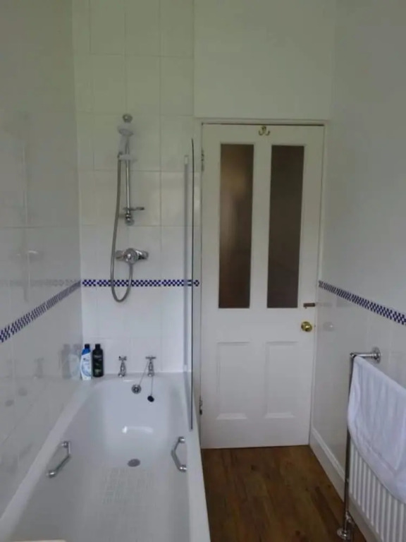 3 Bedroom Stockbridge Apartment