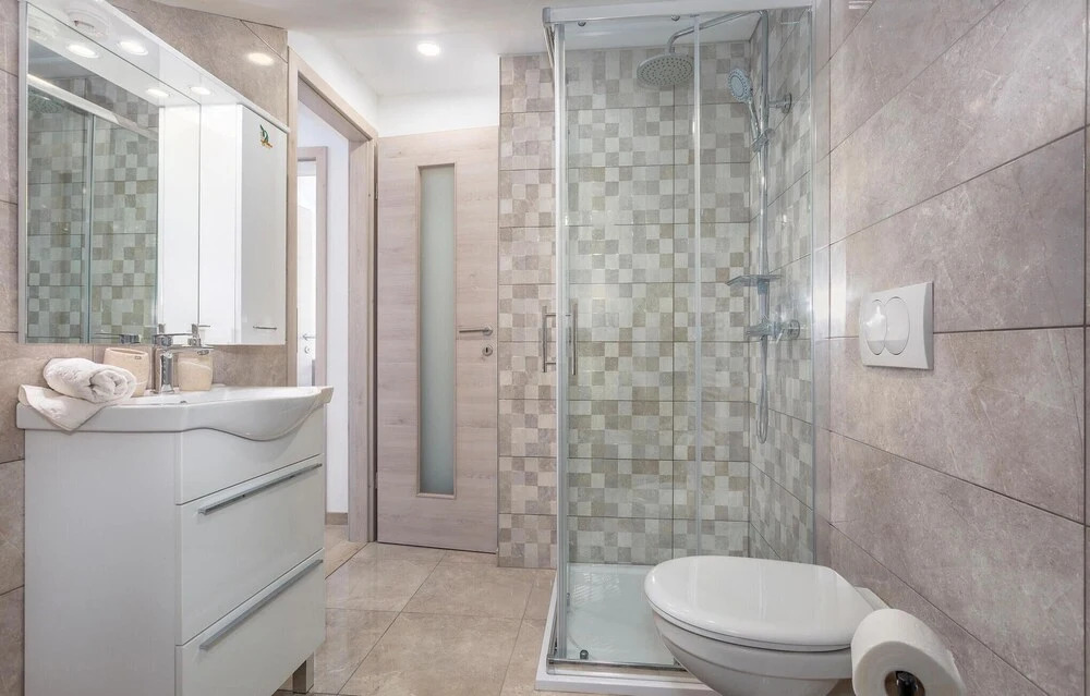 Awesome Apartment in Rijeka With Wifi and 2 Bedrooms