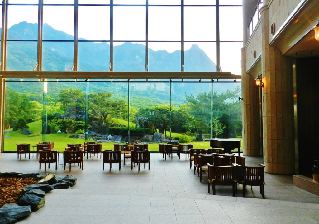 Yakushima Iwasaki Hotel