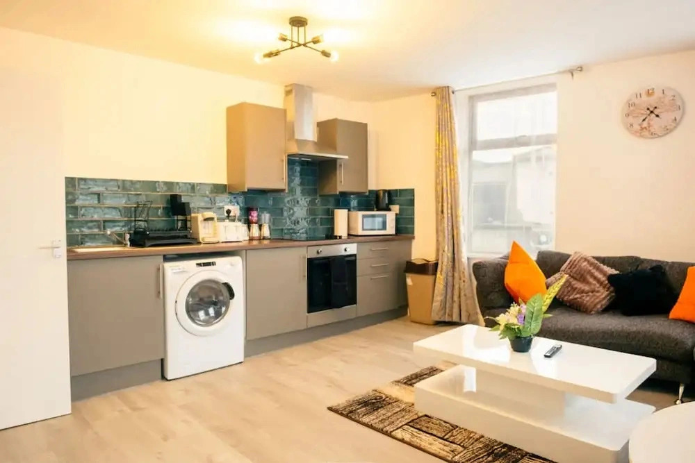 Stylish 3-bed Flat Near Cardiff City Centre Uni