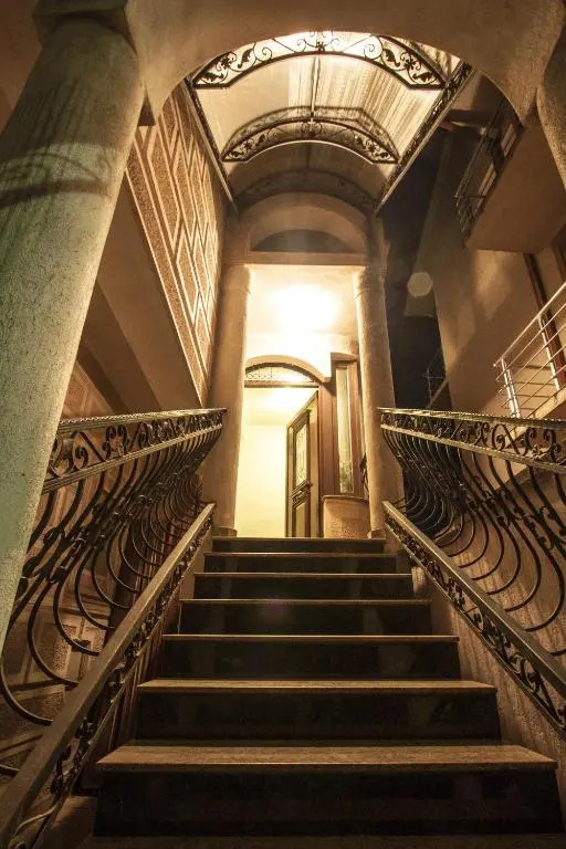 Central Exclusive Apartment