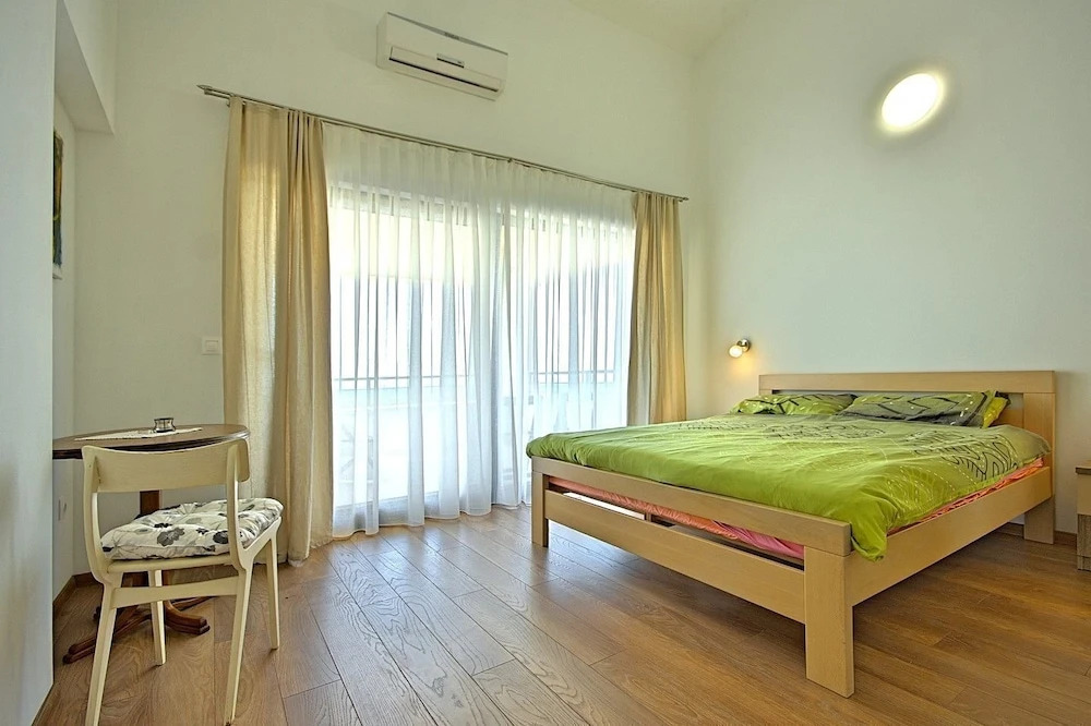 Villa Nira by Villas Holiday