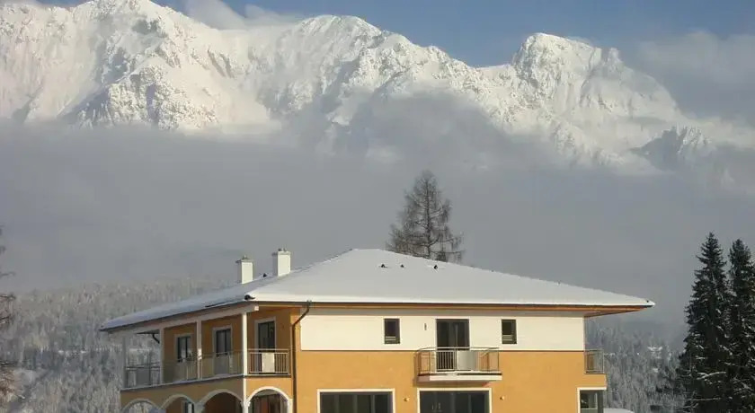 Villa Castelli