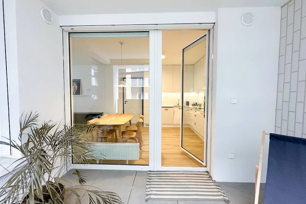 "new 3kk Apts: Holešovice Heart"