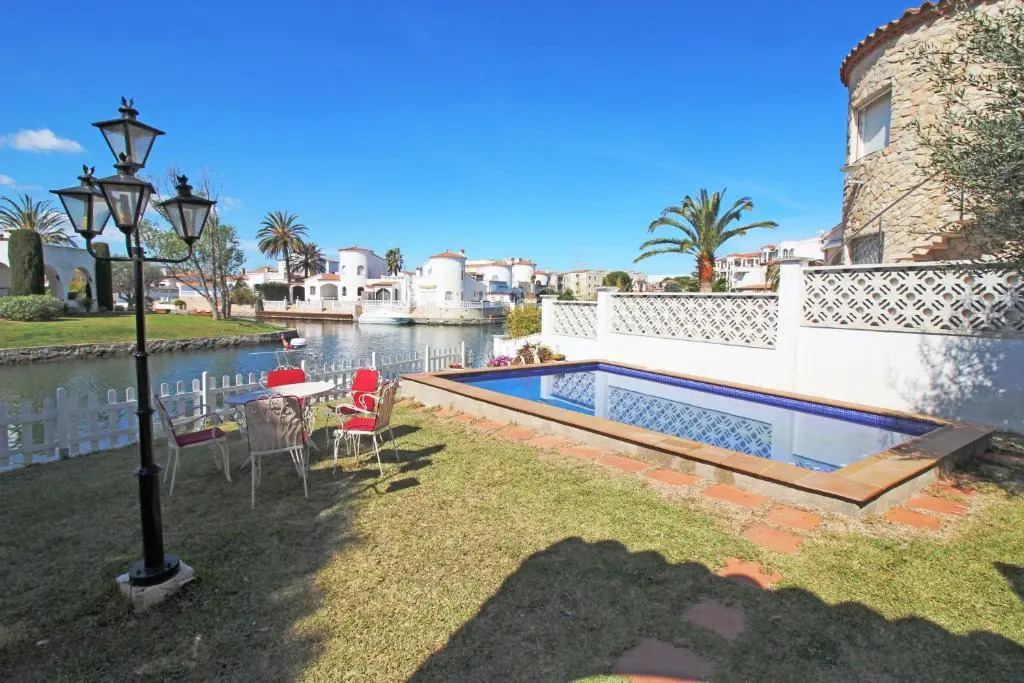 Basic Confort Casa Tordera 24e