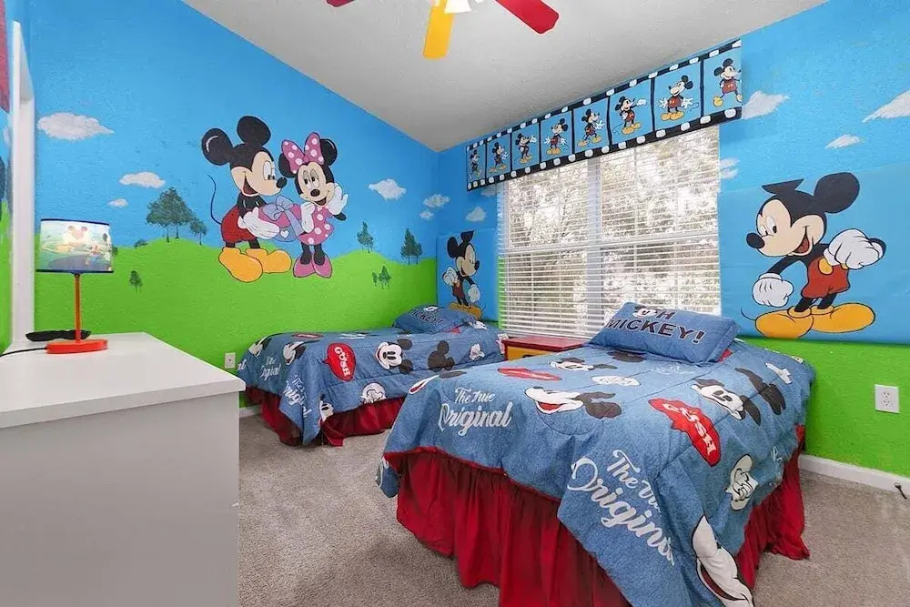 2554 Renshaw ST , Kissimmee, 3beds