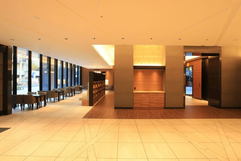 Smile Hotel Premium Osaka Hommachi