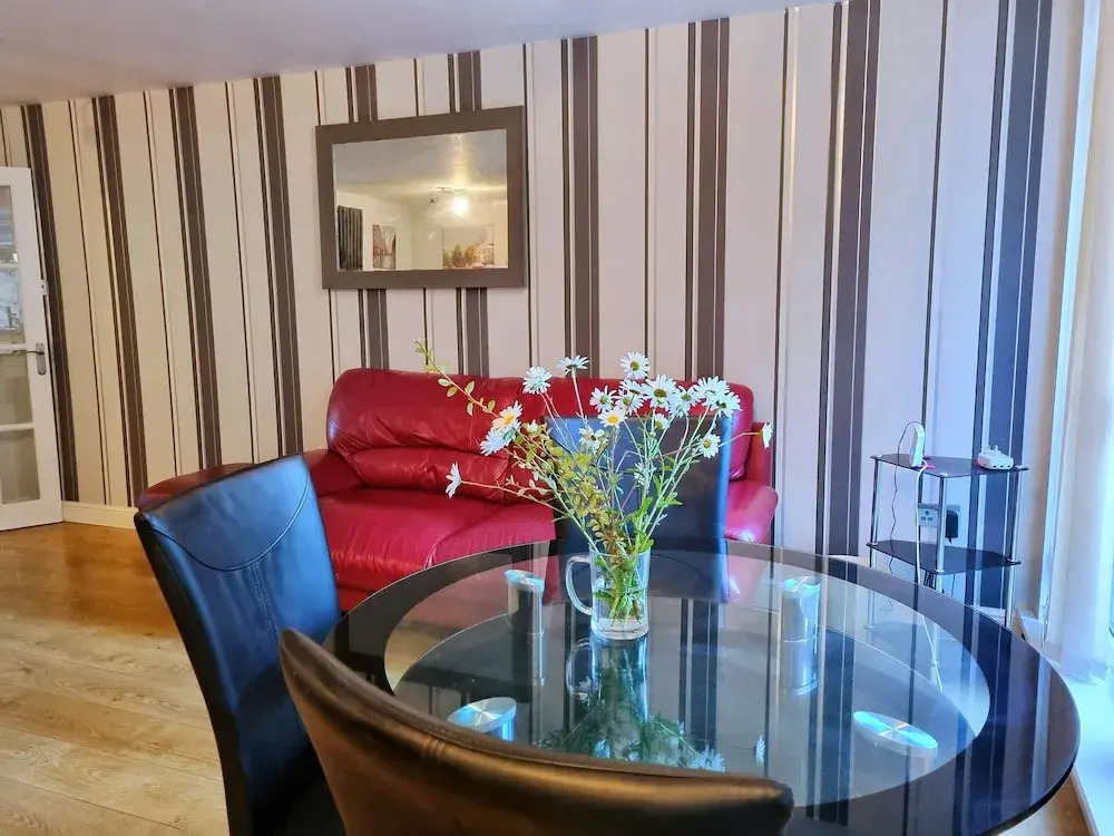 Stunning 3-bed Apartment in Newcastle Upon Tyne