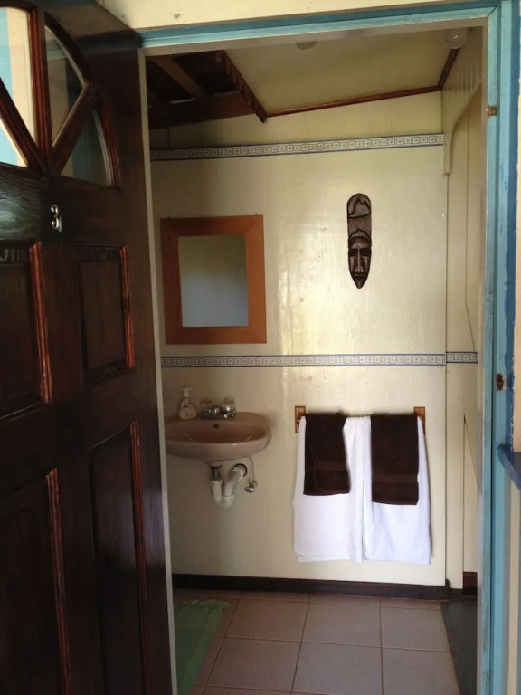 Top of the Hill Two Bedroom Apartment, Rodney Bay