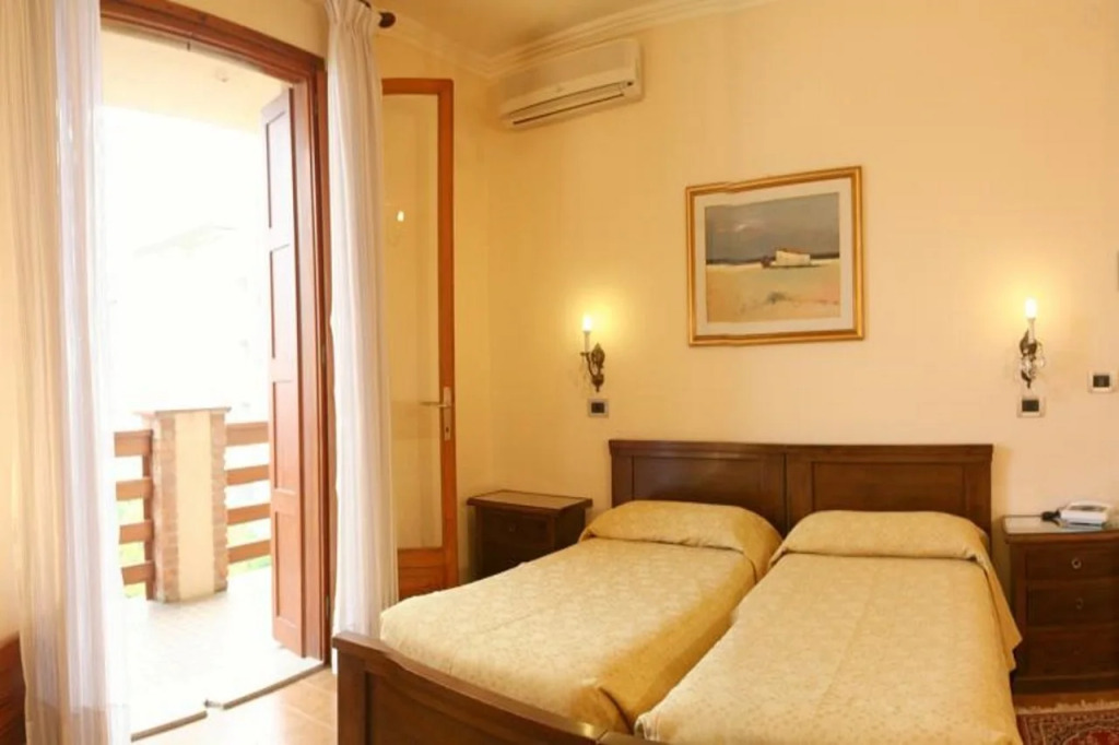 Hotel Capanna dOro