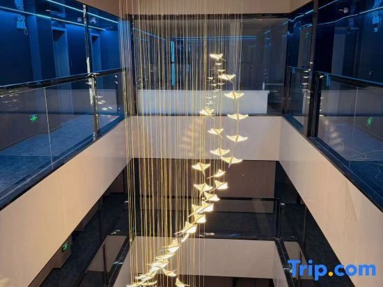 L Intelligent Hotel