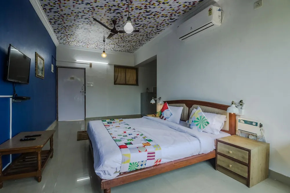 OYO 22730 Home Pool View 1BHK Vagator Beach