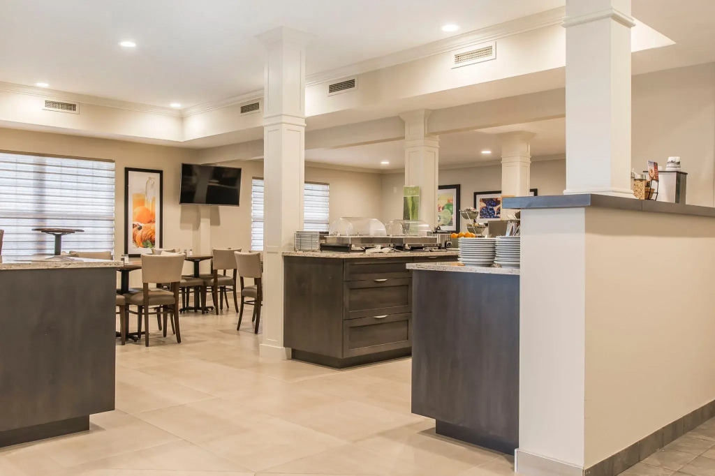 Quality Inn & Suites Amsterdam